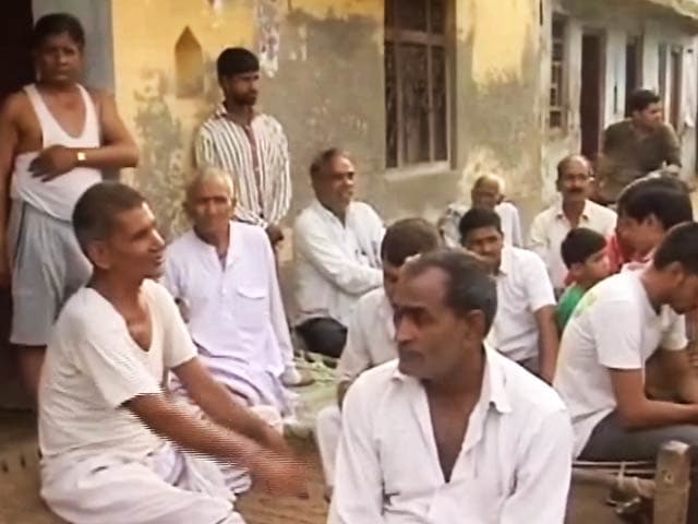 Video : Beef? Akhilesh Yadav Questions Dadri Forensic Report, Triggers Political Row
