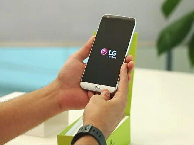 LG G5 Unboxing and Hands On