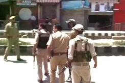 2 Cops Killed In Terrorist Attack In Jammu And Kashmir's Anantnag 2 Cops Killed In Terrorist Attack In Jammu And Kashmir's Anantnag