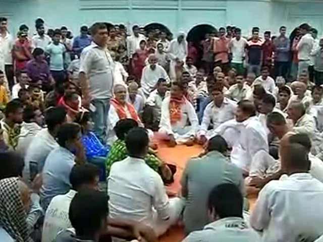 Dadri Defiantly Holds Panchayat On Beef Report, Threats Made Openly
