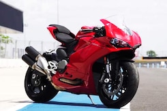 Ducati 959 Panigale Review Video Ducati 959 Panigale Review Video