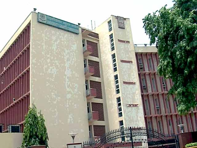 आरक्षण नीति पर रोलबैक से यूजीसी का इनकार, कहा- यूपीए सरकार के दौरान बने नियम ही जारी