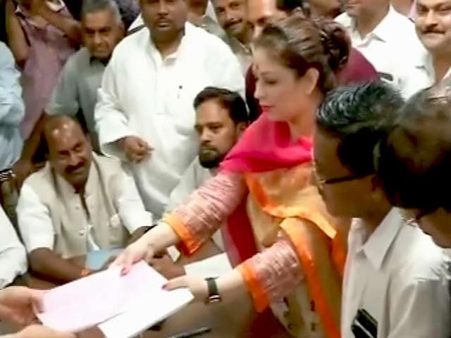 Videos : यूपी के राज्यसभा चुनाव में सपा और कांग्रेस को क्रॉस वोटिंग का डर