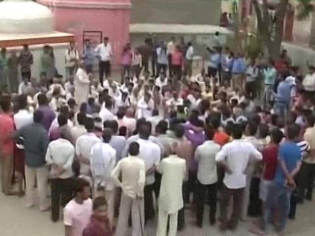 Video : Mohd Akhlaq Was Seen Killing Calf, Says Petition Filed By Dadri Villagers
