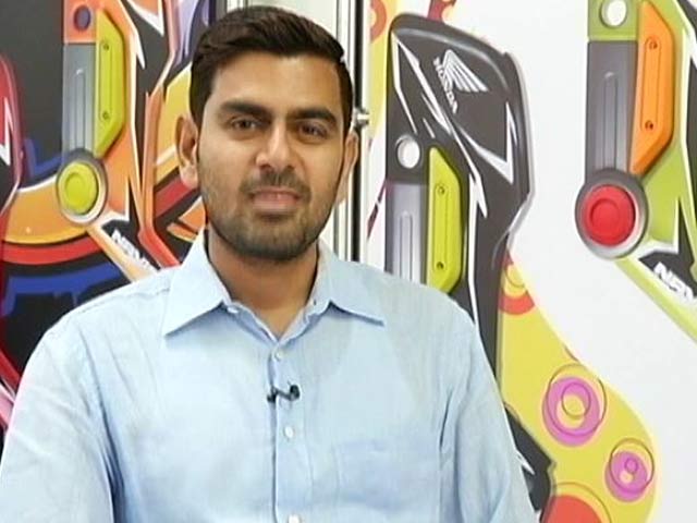 Ask SVP: Luxury Sedan or SUV, Hyundai Grand i10 vs Tata Tiago