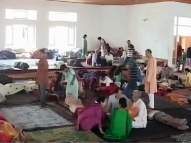 खीर भवानी समारोह में हिस्सा लेने हजारों पंडित आ रहे हैं कश्मीर