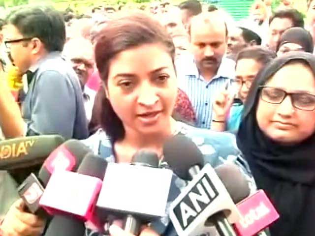 गोपाल राय पर पार्टी लाइन हटकर बयान, अल्का लांबा प्रवक्ता पद से हुईं सस्पेंड