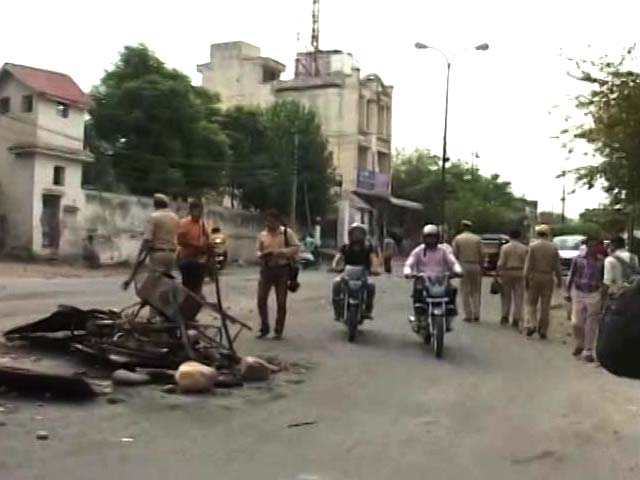 After Jammu Protests, Mehbooba Mufti, Omar Abdullah Appeal For Peace