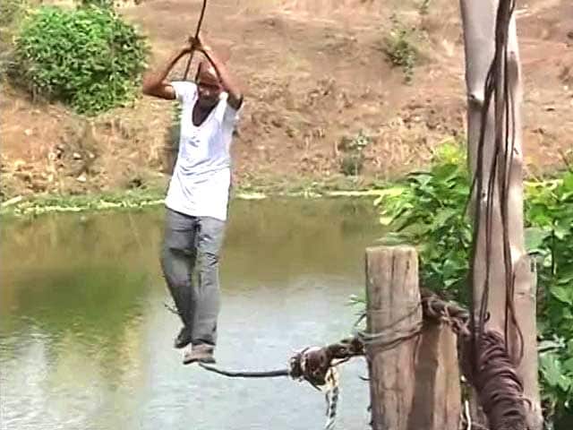 Video : Two Ropes - The River-Crossing For A Village In Maharashtra