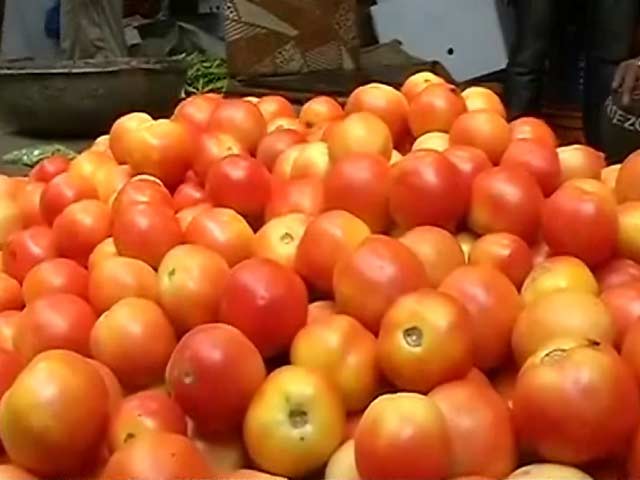 नेशनल रिपोर्टर : पैदावार बढ़ी, फिर भी महंगे टमाटर
