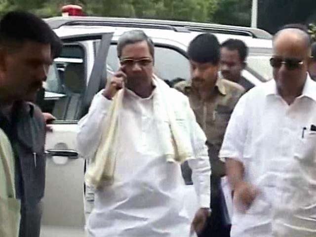 मुश्किल में कर्नाटक के सीएम सिद्धारमैय्या, बग़ावती तेवर वाले विधायक शांत नहीं