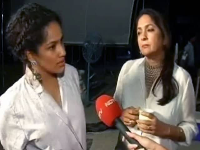 Video : Neena Gupta is Far, Far Away From Women Empowerment