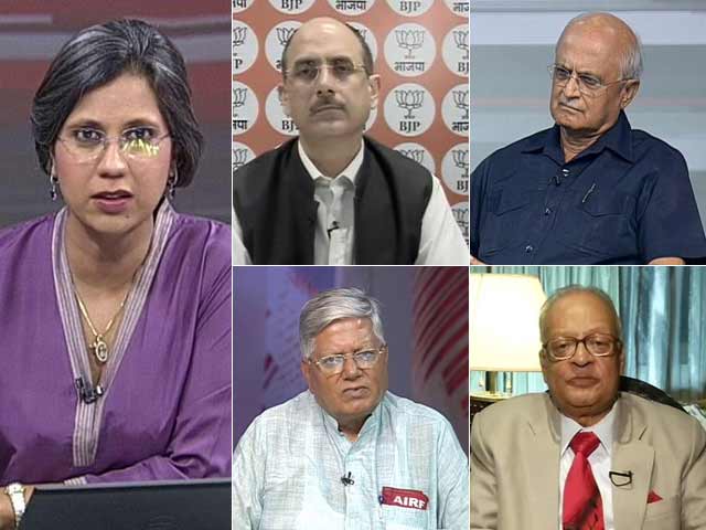 Pay Hike For Government Employees: Unhappy Unions Threaten Strike