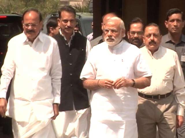 इंडिया 7 बजे : कैबिनेट फेरबदल से पहले पीएम मोदी ने लिया मंत्रियों का हिसाब