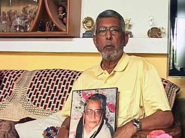 बेटे ने 30 साल बाद निभाया वादा, निजी प्लेन से अमेरिका से पहुंचे रांची