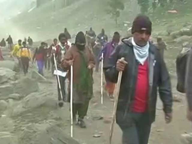 Amarnath Yatra Begins Amid Terror Threat, Rajnath Singh Among First Devotees
