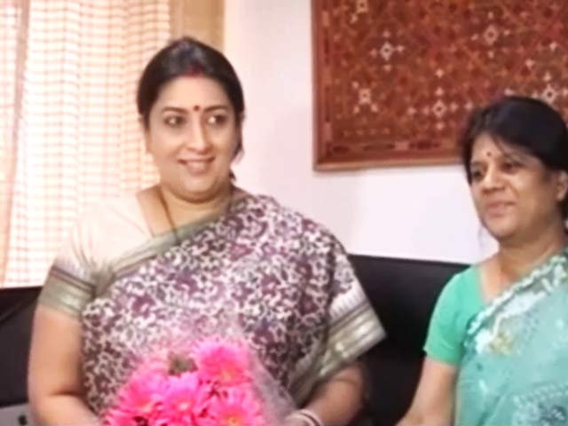 इंडिया 7 बजे : स्मृति ईरानी का डिमोशन या कोई नई रणनीति?