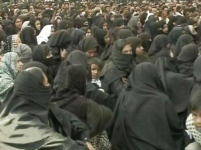 Video : Lucknow's Idgah Opens Its Doors To Women On Eid