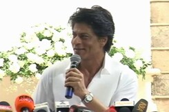 बॉलीवुड सितारों की ईद! कैसी रही शाहरुख़, सलमान और आमिर की ईद बॉलीवुड सितारों की ईद! कैसी रही शाहरुख़, सलमान और आमिर की ईद