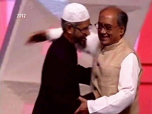Video : Video With Cleric Zakir Naik Brings New Controversy For Digvijaya Singh