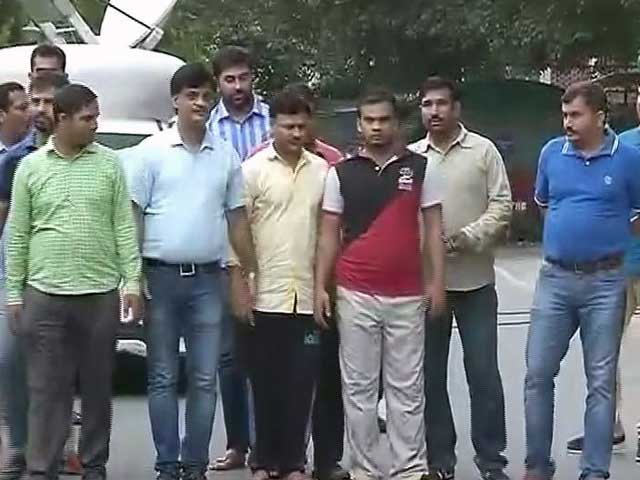 लोगों के फोन कॉल डिटेल निकालने वाले गिरोह का पर्दाफाश