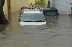 बाढ़, बारिश और तबाही...मध्य प्रदेश और महाराष्ट्र में बुरे हालात बाढ़, बारिश और तबाही...मध्य प्रदेश और महाराष्ट्र में बुरे हालात