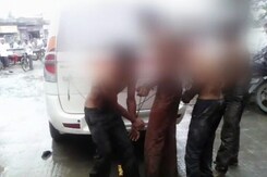 गाड़ी से बांधकर पीटा गया 4 दलित युवकों को... गाड़ी से बांधकर पीटा गया 4 दलित युवकों को...