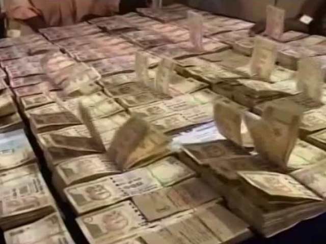 Ban On Cash Transactions Above 3 Lakhs To Be Considered By Government