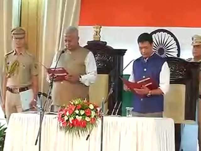 Video : Pema Khandu Takes Oath As Arunachal Pradesh Chief Minister