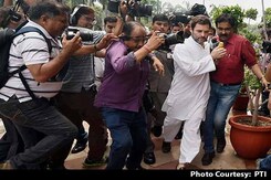 Supreme Court, Siding With RSS, Warns Rahul Gandhi About Defamation Supreme Court, Siding With RSS, Warns Rahul Gandhi About Defamation
