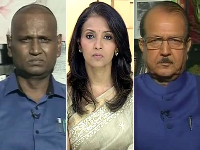 बड़ी खबर : दलितों को पीटने के मामले पर गुजरात में सुलगी हिंसा, राजनीति भी जोरों पर