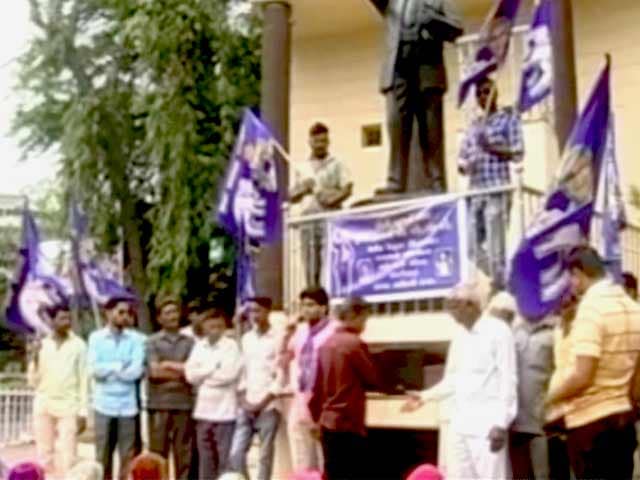 Video : इंडिया 7 बजे : यूपी में बीजेपी-बीएसपी में दलित वोटों की खींचतान
