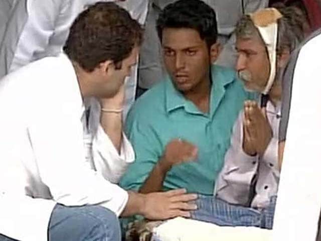 Video : Rahul Gandhi Reaches Out To Dalit Victim Thrashed In Gujarat