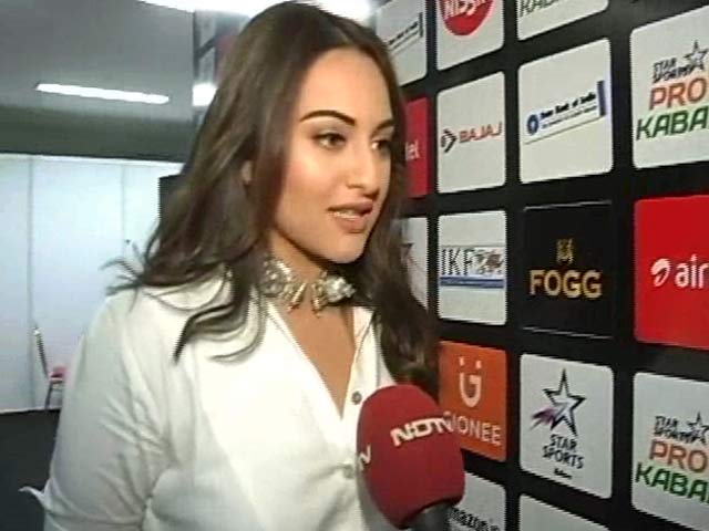 Sonakshi on Being Called 'Female Rajinikanth'
