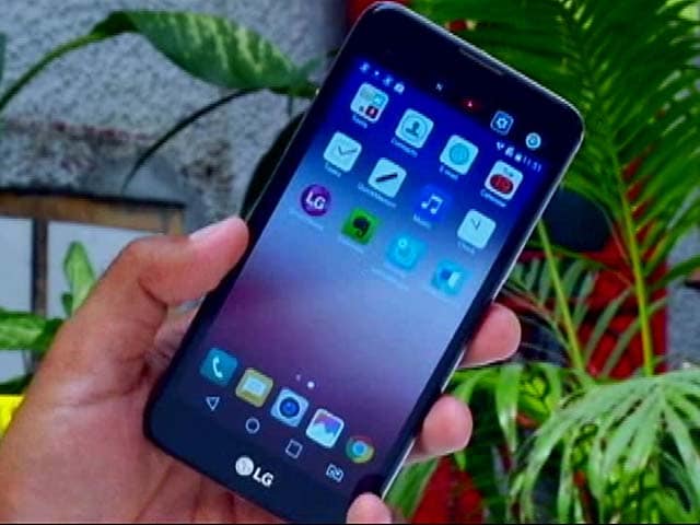 Video : LG's Dual Screen Phone