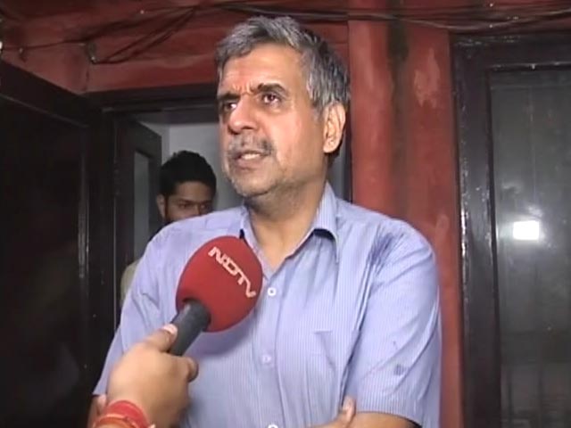 Video : As Sheila Dikshit Campaigns In UP, Son Sandeep Dikshit Is Upset In Delhi