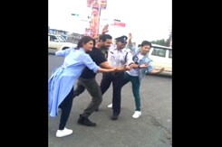 How <i>Dishoom</i> Stars Stopped Traffic With Indore's Dancing Cop How <i>Dishoom</i> Stars Stopped Traffic With Indore's Dancing Cop