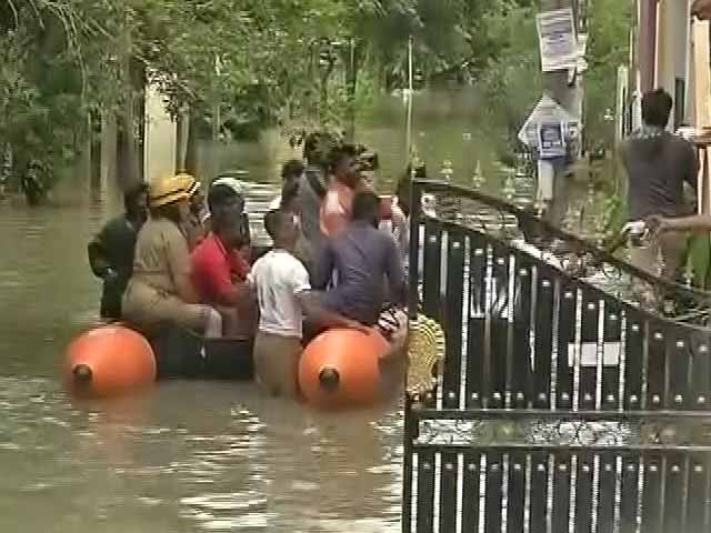 Bengaluru, IT City, Uses Boats To Rescue People Stranded In Rain