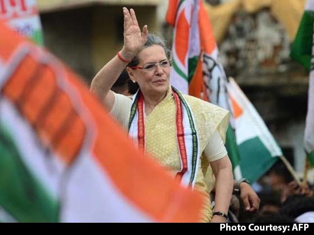 Thousands Gather As Sonia Gandhi Holds Mega Rally In PM Modi's Varanasi