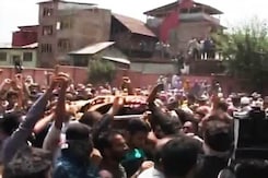 On A Quiet Night In Kashmir, Man Shot Full Of Pellets. Murder Case Filed. On A Quiet Night In Kashmir, Man Shot Full Of Pellets. Murder Case Filed.