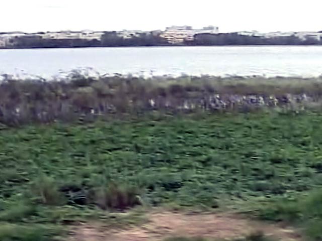 कर्नाटक : विधानसभा स्पीकर ने किया झीलों का दौरा