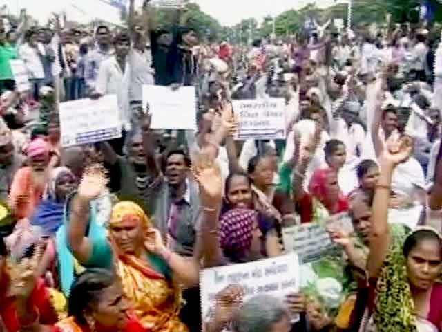 गुजरात में दलितों की दस दिनों की 'दलित ख़ून' पदयात्रा शुरू