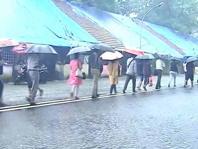 Video : Mumbai Rain Slows Down City, Alert For Next 48 hours