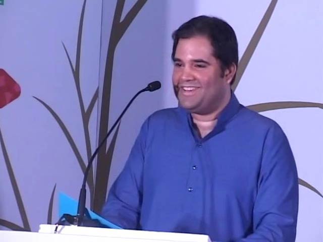 Far From Politics, This Gandhi Recited Poems In Bengaluru