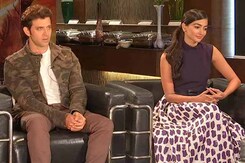 Hrithik, Pooja Highlight That <i>Mohenjo Daro</i> is 'Not a Documentary' Hrithik, Pooja Highlight That <i>Mohenjo Daro</i> is 'Not a Documentary'