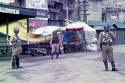 कश्मीर में कर्फ्यू का 1 महीना: राजनाथ से मिलने दिल्ली पहुंची CM कश्मीर में कर्फ्यू का 1 महीना: राजनाथ से मिलने दिल्ली पहुंची CM