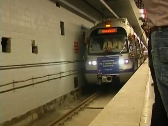 A Ride Through Delhi's Mughal Heritage - On Metro