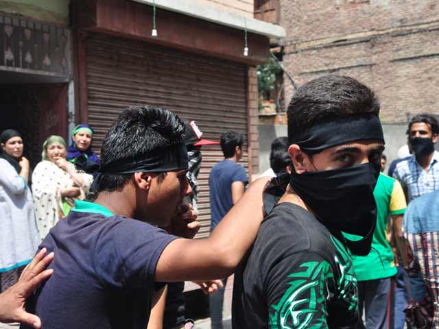 Kashmir - Behind The Rage