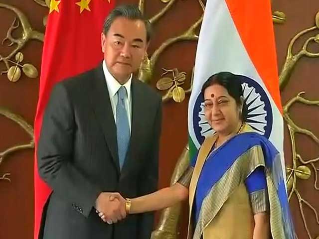 Videos : भारत और चीन के विदेशमंत्रियों के बीच खुले माहौल में हुई बातचीत : सूत्र