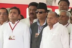 Chief Minister Akhilesh Yadav Trolled Today. By Father Mulayam. Chief Minister Akhilesh Yadav Trolled Today. By Father Mulayam.